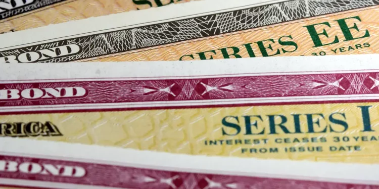 Thị trường trái phiếu kho bạc token hóa mất 800 triệu USD trong một tuần