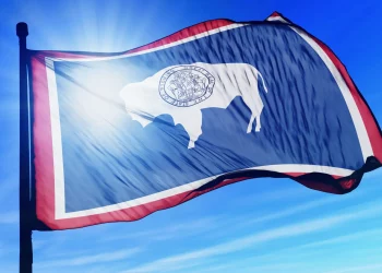 Wyoming ra mắt stablecoin sinh lãi đối trọng CBDC liên bang
