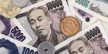 Rủi ro đối với đồng yên gia tăng khi lạm phát và tiền lương tăng cao