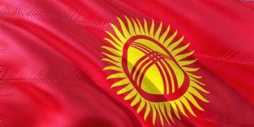 Kyrgyzstan niêm yết stablecoin som trên Binance, đẩy mạnh tham vọng tài sản số
