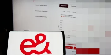 e& UAE chấp nhận AE Coin thanh toán dịch vụ viễn thông