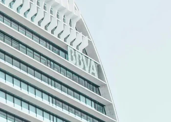 BBVA gia nhập liên minh 12 ngân hàng phát triển stablecoin euro