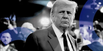 Bitcoin, Ethereum lao dốc khi Trump tuyên bố “không sốt ruột” chấm dứt xung đột Iran