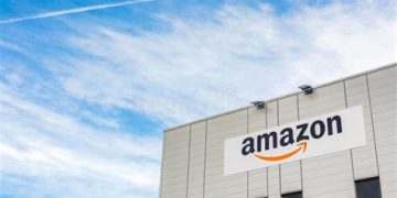 Amazon giành được lệnh tòa án chặn tác nhân mua sắm AI của Perplexity