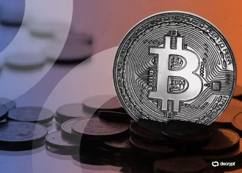 Bitcoin hồi phục thận trọng khi lo ngại địa chính trị hạ nhiệt và dòng tiền ETF tăng trở lại