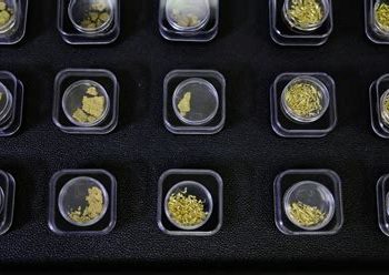 Stablecoin USDT thâm nhập chuỗi buôn bán vàng bất hợp pháp tại Amazon