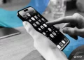 Apple trình làng Siri AI, canh bạc lớn nhất kể từ 2011
