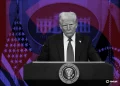 Tổng thống Trump ký sắc lệnh hành pháp về AI sau khi trì hoãn vì lo ngại liên quan đến Trung Quốc