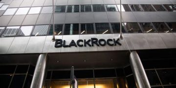 Blackrock chạy đua ra mắt ETF Bitcoin tạo lợi suất trước Goldman Sachs