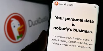 DuckDuckGo kiếm tiền từ “làn sóng ngán AI” khi Google nhồi nhét trợ lý vào tìm kiếm