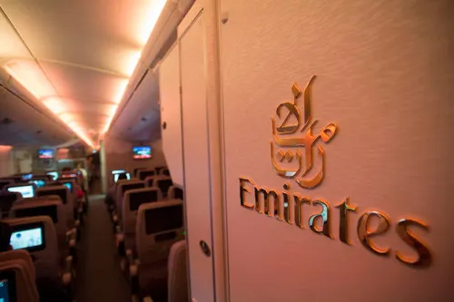 Emirates triển khai thanh toán vé máy bay bằng tài sản mã hóa