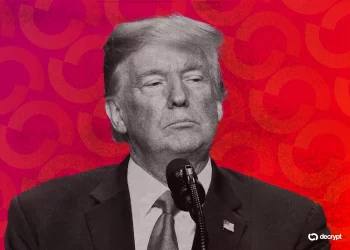 Trump tự nhận là “hàng rào bảo vệ” duy nhất mà AI cần