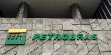 Petrobras dùng Cardano để truy vết nhiên liệu hàng không bền vững