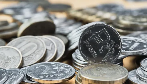 Đồng ruble số vượt 220.000 tài khoản, gấp gần 4 lần dự báo